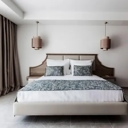 ホテル Elinotel Sermilia