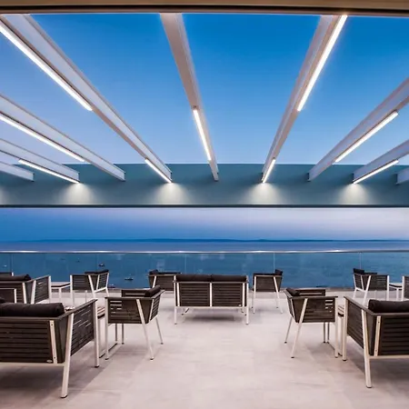 ホテル Elinotel Sermilia 5*