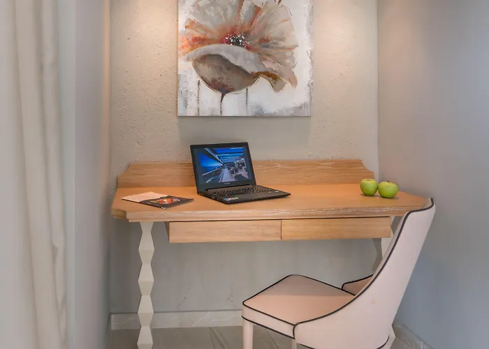 Hotell Elinotel Sermilia